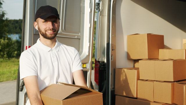 Delivery boy | Local Seo Services near me | Ontrix